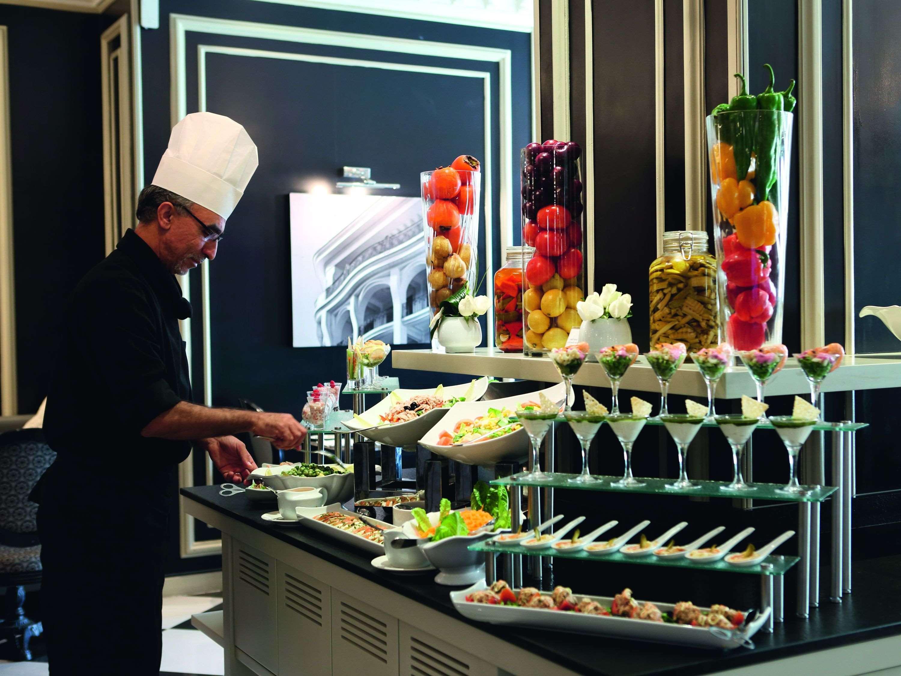 Hotel Mövenpick 5*