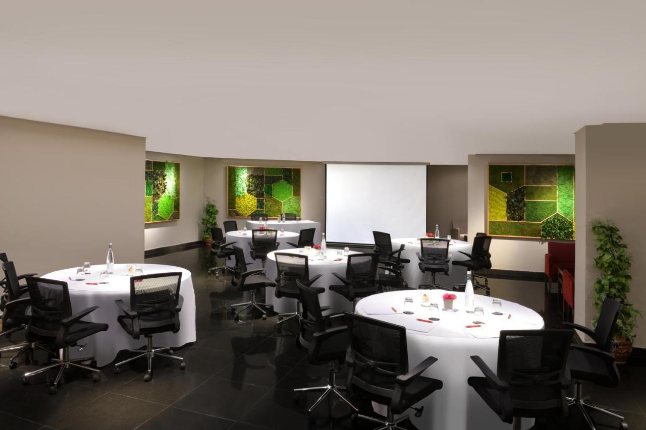 Mövenpick 5*