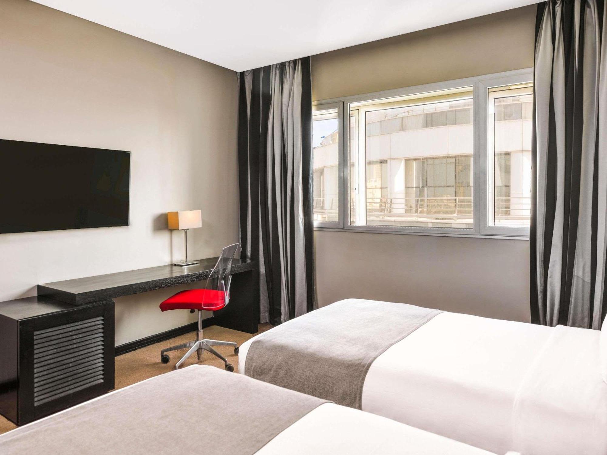 Mövenpick Hotel 5*